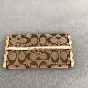 Coach wallet